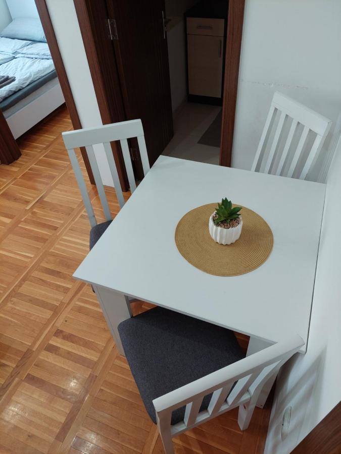 Smiley 2 - Subotica Centarアパートメント エクステリア 写真